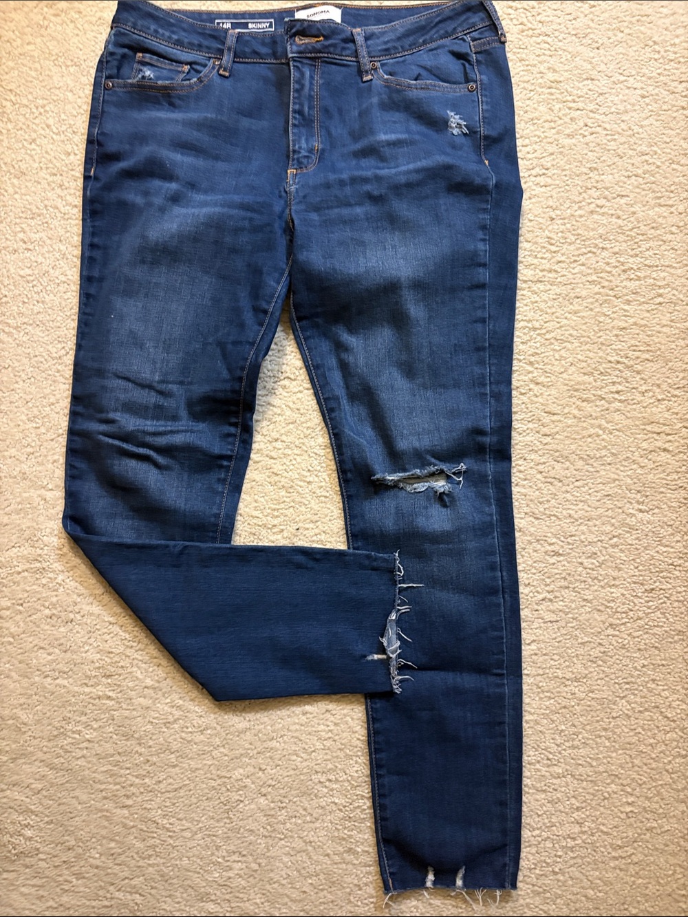 Sonoma skinny jeans women’s 14 R ripped unfinished hem
